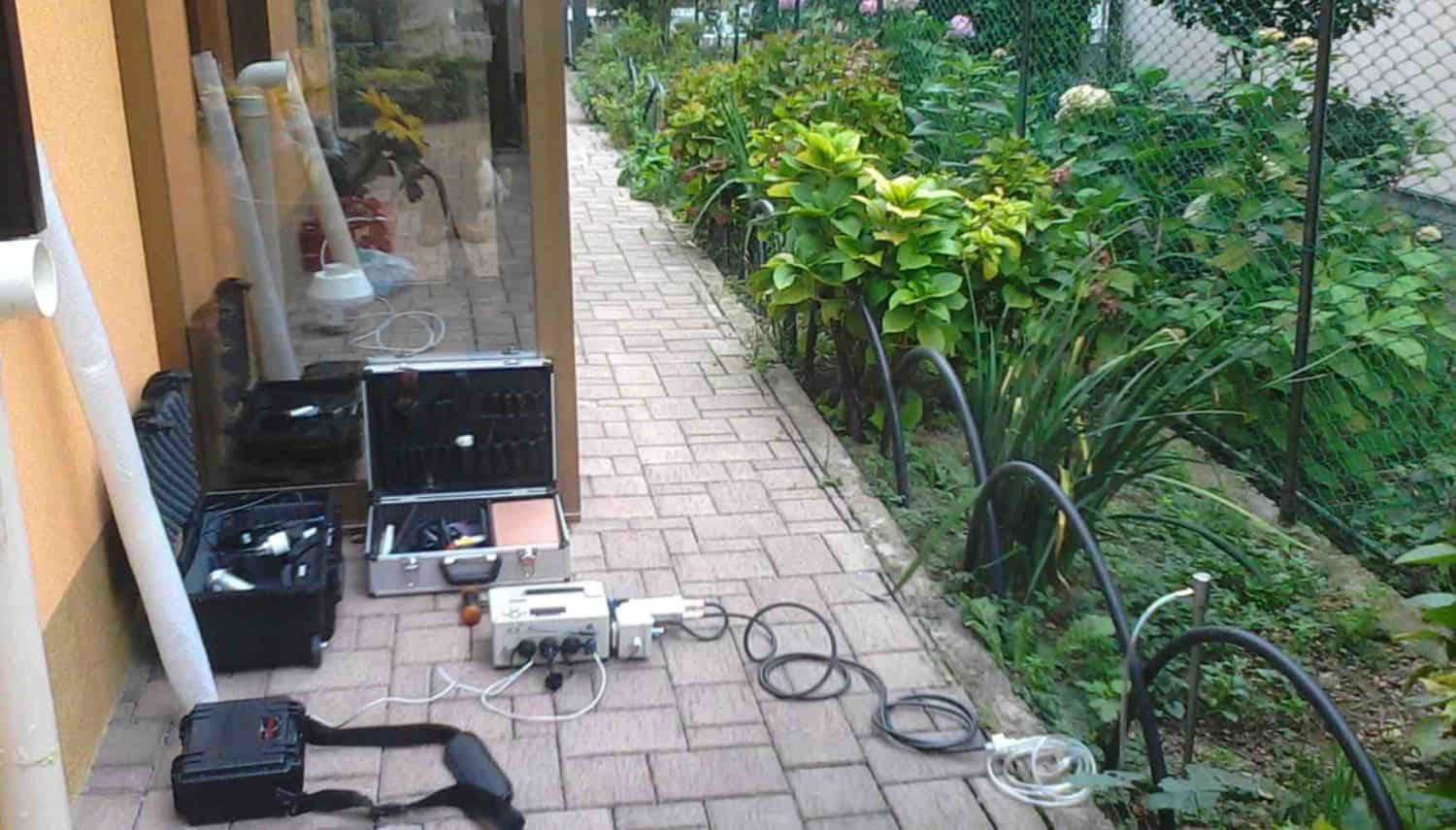 Overview of radon instrumentation in open field